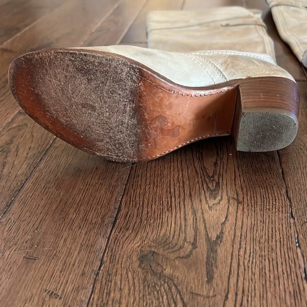 Frye boots cream white tan size 7 - Picture 5 of 6